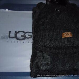 UGG Black Knit Hat with scarf set❣️